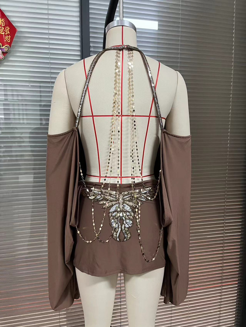 New European and American style sexy off-shoulder and hip-revealing loose batwing sleeve dress with halter neck design - Image 6