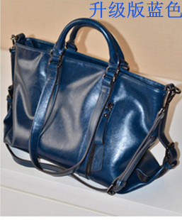 2018 new women's bag oil wax leather simple ladies commuter shoulder shoulder diagonal bag a generation - Image 8