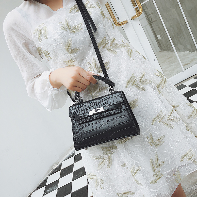 Cross-border bag Mu Linhua 2019 new trendy female bag lock fashion shoulder bag portable messenger bag Kelly bag - Image 6