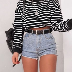 Factory direct sales Amazon European and American women's hot style round neck long-sleeved T-shirt short top sweater drop shipping