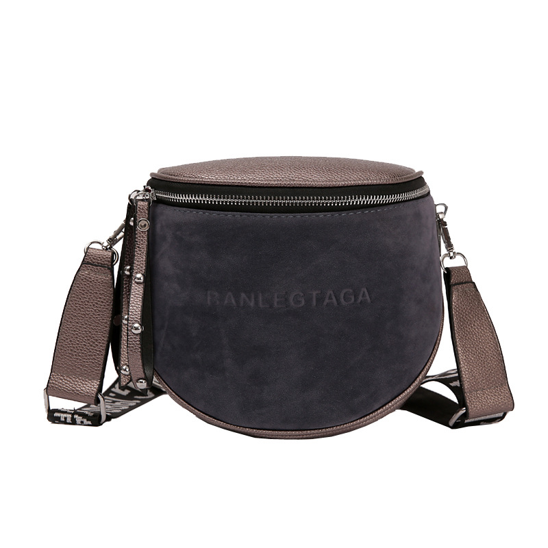 European and American fashion messenger small bag female 2020 winter foreign trade new broadband shoulder bag Hong Kong style retro frosted saddle bag - Image 5