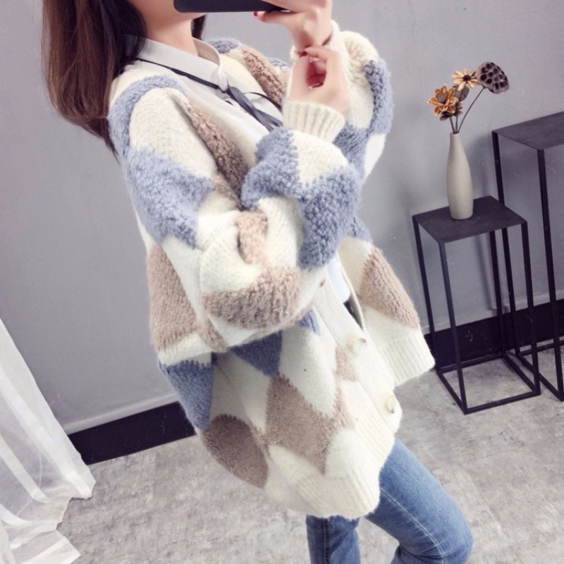 2026 Autumn/Winter New Style Cardigan Sweater for Women, Knitted, Lazy Style, V-neck, Diamond Pattern, Loose Fit, Unique Style - Image 8