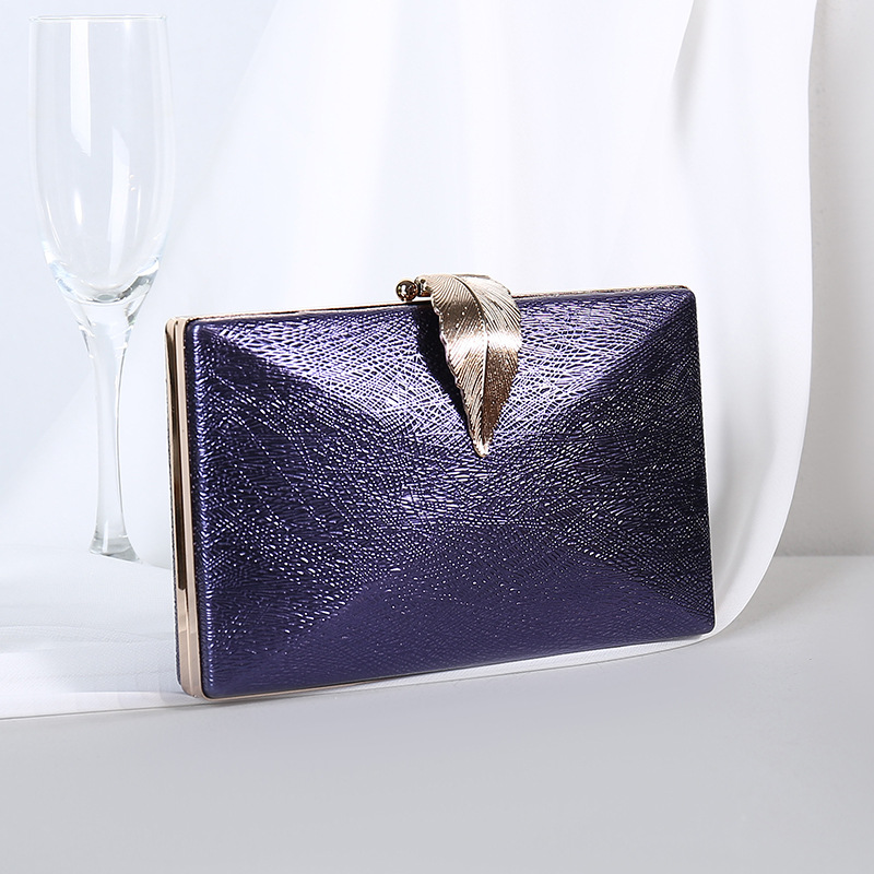 High-quality textured square box-shaped metal leaf evening bag banquet dress bag clutch bag crossbody handbag small square bag for women - Image 9