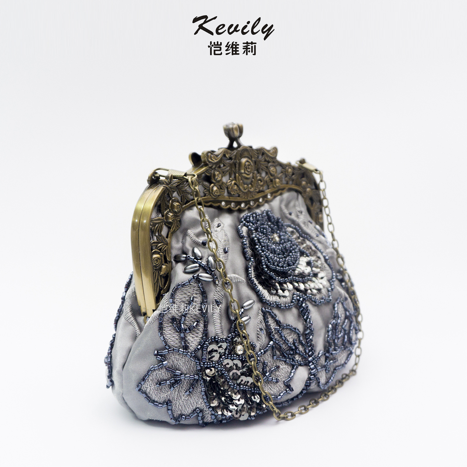 Kaiweili handmade beaded flower evening bag retro old Shanghai cheongsam bag Amazon hot style embroidered mouth gold bag - Image 4