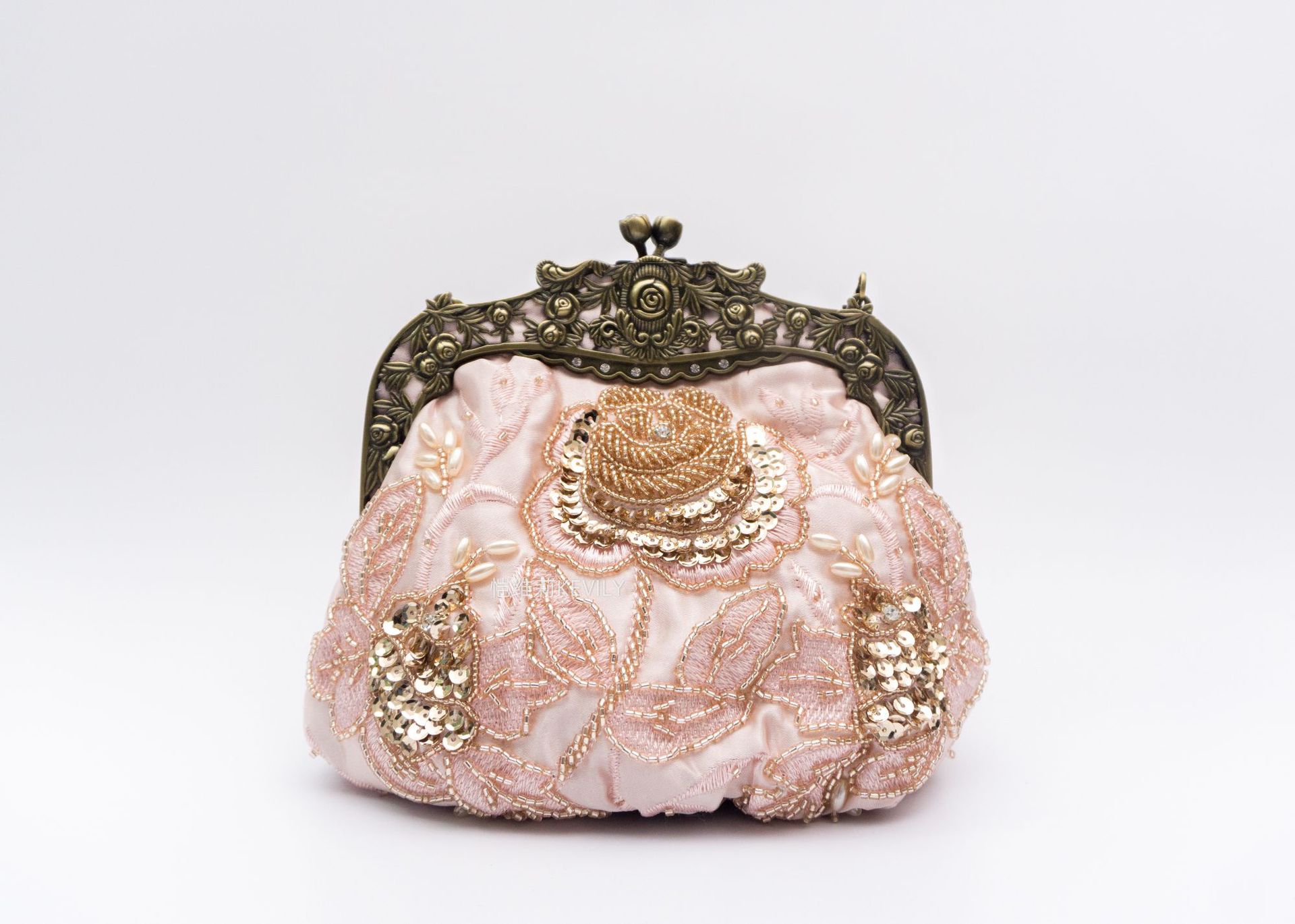 Kaiweili handmade beaded flower evening bag retro old Shanghai cheongsam bag Amazon hot style embroidered mouth gold bag - Image 15