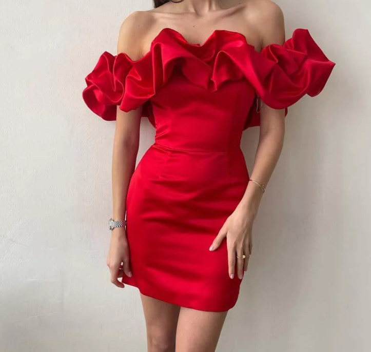 Amazon European and American fashion niche light luxury dress ruffled pleated temperament one-shoulder tube top hip dress - Image 7