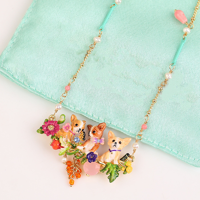 Three-dimensional exquisite enamel glaze flower gemstone Chihuahua puppy multi-tassel necklace, cute pet clavicle chain