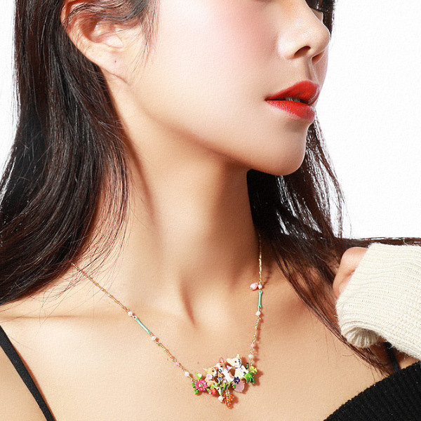 Three-dimensional exquisite enamel glaze flower gemstone Chihuahua puppy multi-tassel necklace, cute pet clavicle chain - Image 2