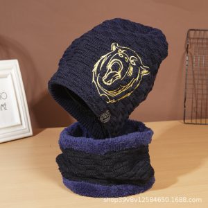 Hat men's winter warm plus velvet thickening new youth scarf big bear embroidery Korean version versatile women's knitted hat