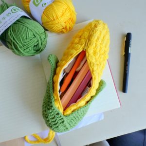 Crochet Corn Pencil Case DIY Yarn Kit: Crocheted Corn-Shaped Stationery Pouch—Handmade Gift to Pass the Time