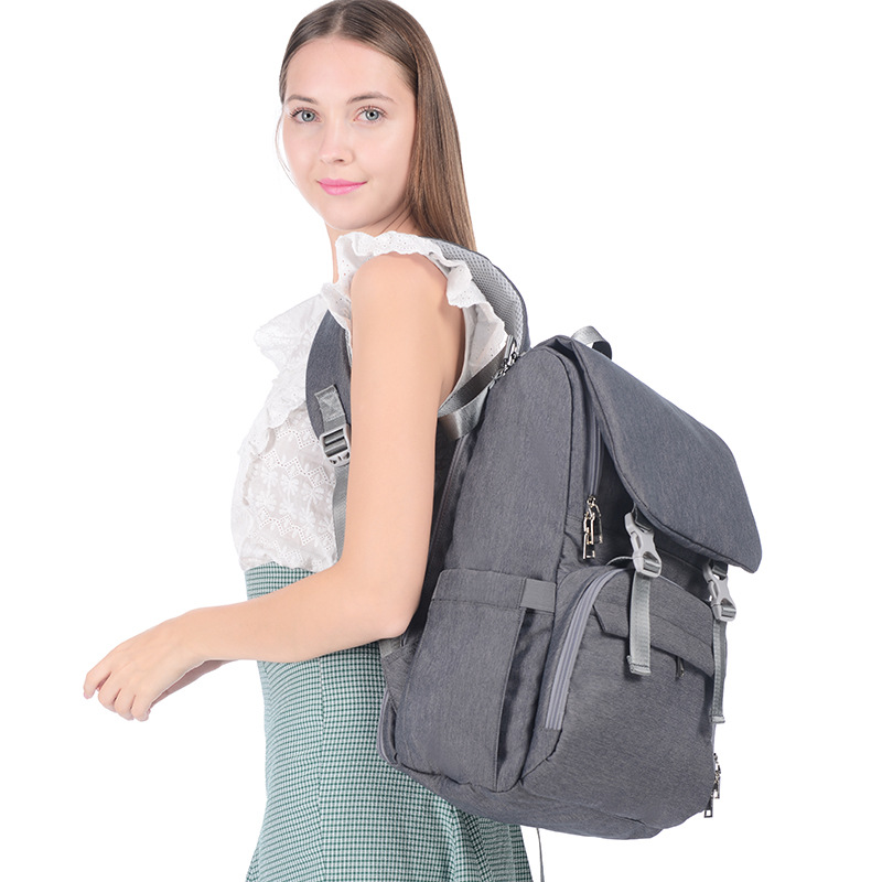 The new multifunctional mother and baby bag Large capacity waterproof mother and baby bag shoulders Korean leisure mother and baby storage bag - Image 6