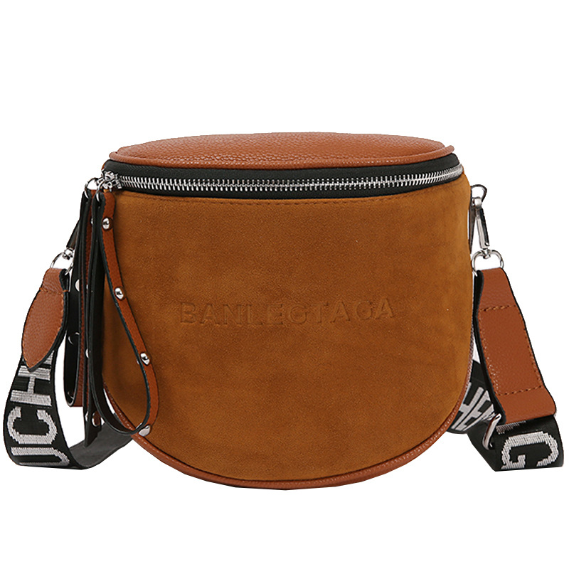 European and American fashion messenger small bag female 2020 winter foreign trade new broadband shoulder bag Hong Kong style retro frosted saddle bag - Image 2