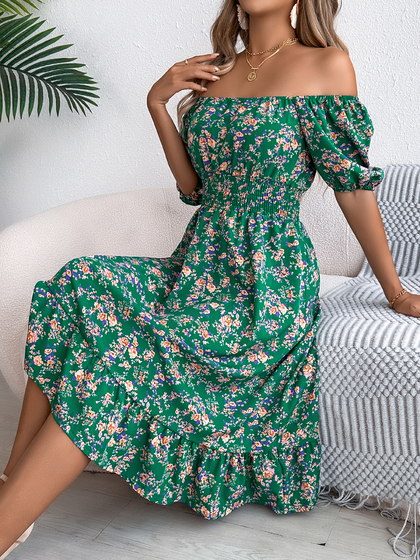 Real shot of 2026 Spring/Summer European and American style floral square neck short-sleeved fitted waist ruffle A-line skirt. Amazon cross-border women's clothing. - Image 11