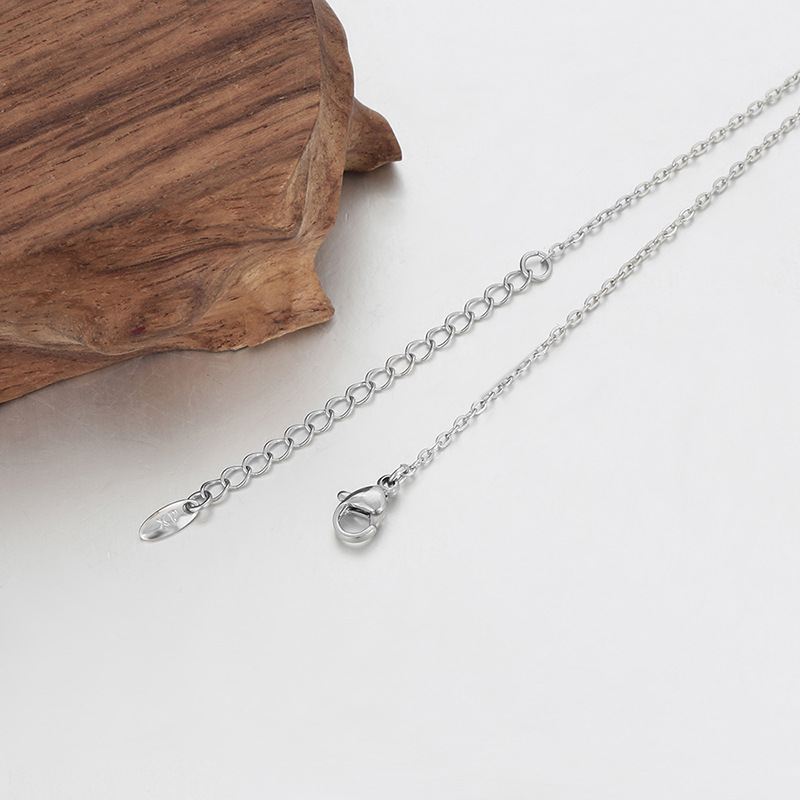 Xuping Imitation Crystal Bow Necklace, Fashionable, Simple, Sweet and Elegant Clavicle Chain for Women, Factory Wholesale - Image 4