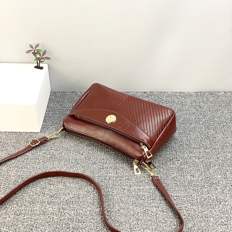 Qianzihu large-capacity bag new women's bag large-capacity middle-aged and elderly bag crossbody bag small bag stall bag wholesale - Image 8