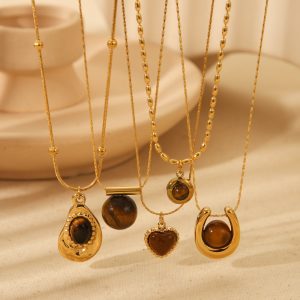 European and American style Maillard tiger's eye geometric pendant stainless steel necklace, 18K gold, non-fading, niche high-end jewelry.