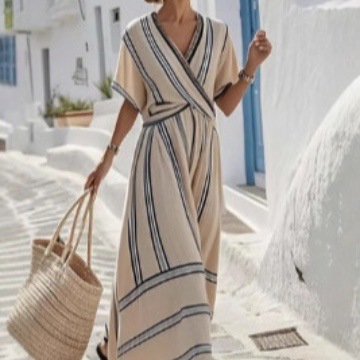 New European and American style summer vacation V-neck women's short-sleeved pleated maxi dress - Image 2