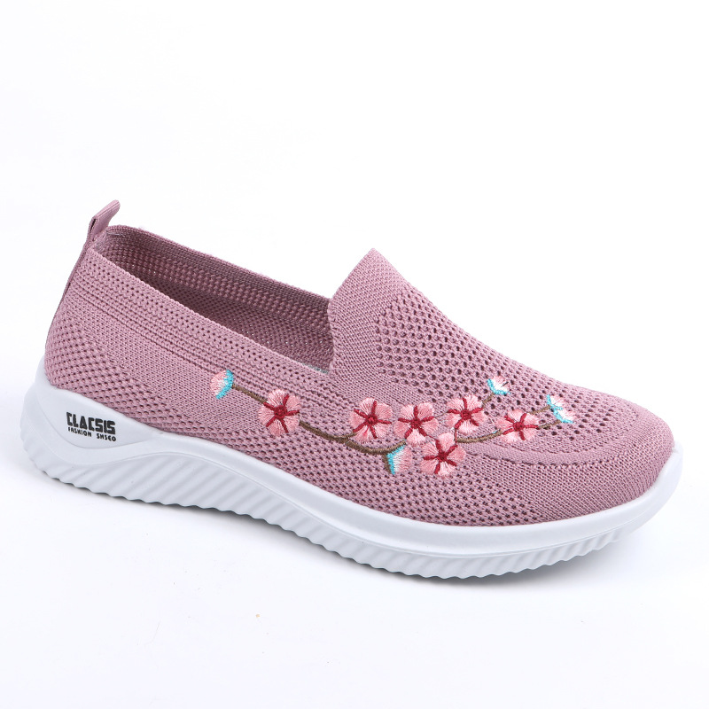 Casual all-match summer walking shoes women's old Beijing cloth shoes women's mesh surface breathable casual mother's shoes soft bottom slip on - Image 4