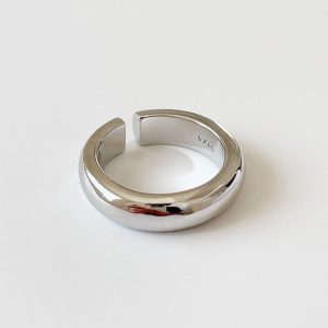 Plain Glossy Band Ring