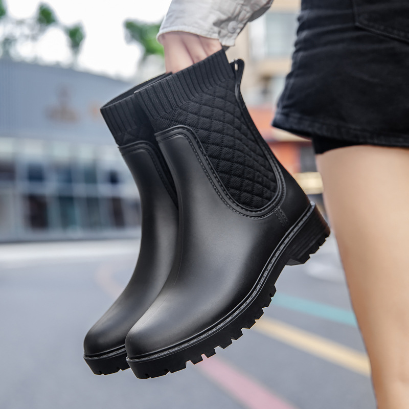 Cross-border rain boots women's waterproof rain boots women's outdoor new water shoes Japanese waterproof wear-resistant water shoes thick-soled rubber shoes women - Image 9