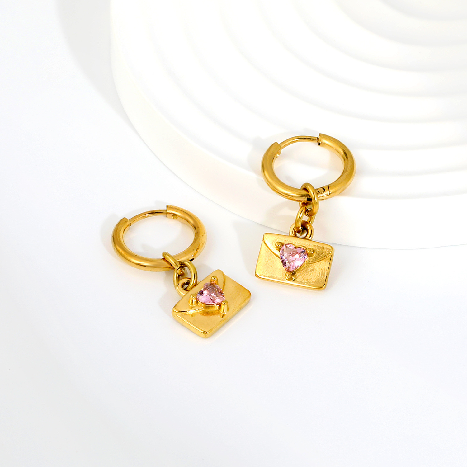 New cross-border style 18k gold-plated heart-shaped envelope pink zircon earrings, a luxurious and niche high-end earring and necklace set. - Image 2