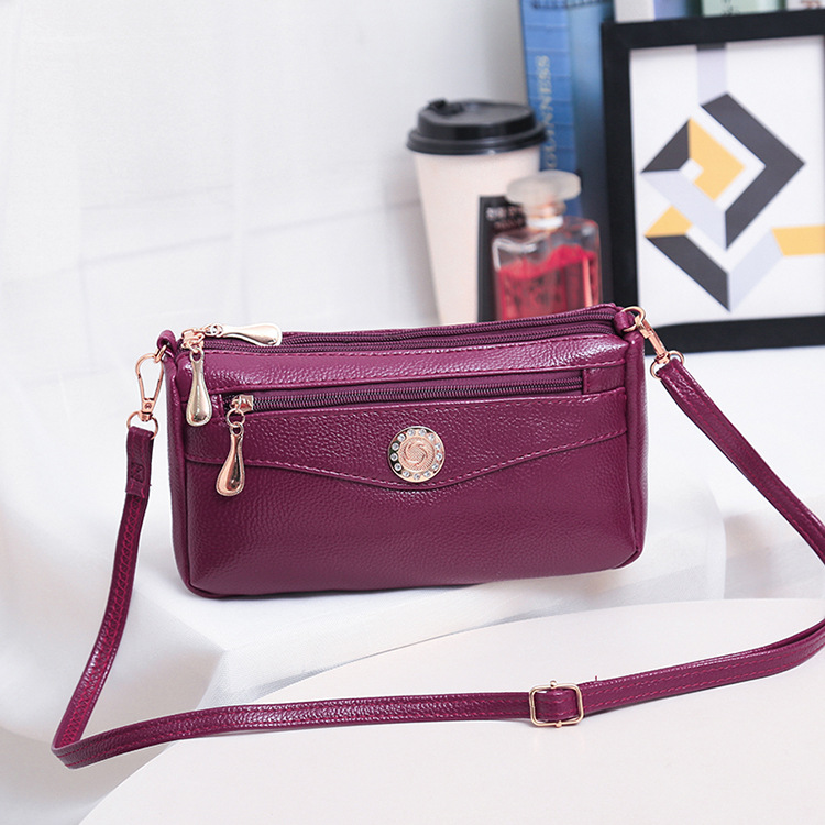 Summer new Internet celebrity women's crossbody bag wide bottom armpit fashion bag large capacity mobile phone change middle-aged bag women's bag - Image 8