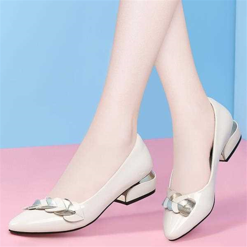 Shallow mouth single shoes for women with thick heels 2022 summer new leather shoes pointed toe soft sole flat shoes versatile work shoes for women black - Image 6