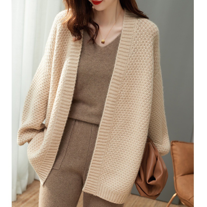 Hongtai French Retro Style Autumn/Winter Cardigan for Women, Chunky Knit, Loose Fit, Mid-Length, Casual and Versatile