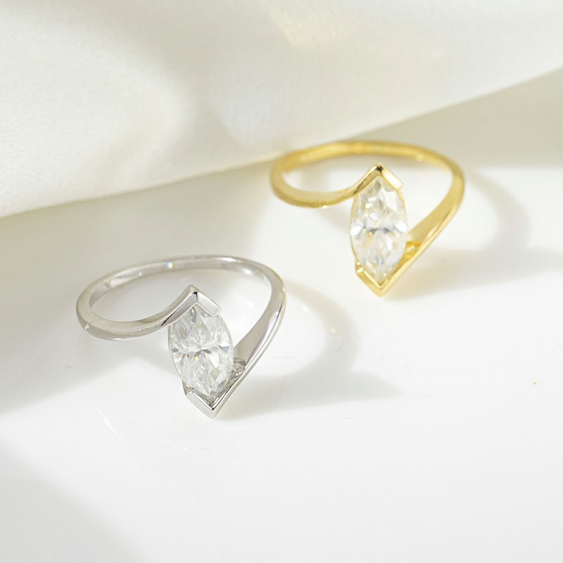 Moissanite 1-carat eye ring, S925 gold-plated, olive-shaped, European and American style fashion ring for women. - Image 3