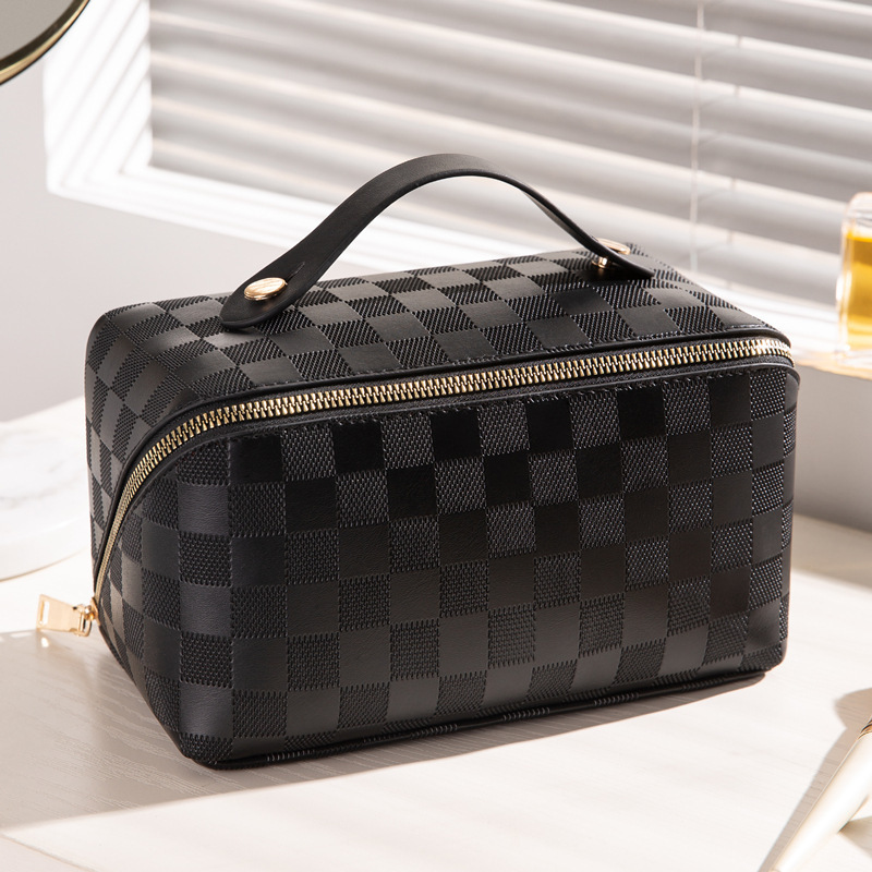 Checkered pillow cosmetic bag for women High-value portable large-capacity waterproof toiletry bag travel cosmetic storage bag - Image 13