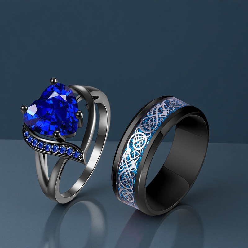 Hot-selling cross-border e-commerce products: fashionable red and blue gemstone women's rings, European and American style stainless steel dragon pattern men's couple rings.