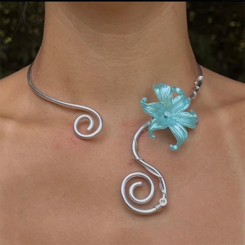 New European and American style iridescent iris flower jewelry choker with spiral adjustable cord, available on Amazon. - Image 7