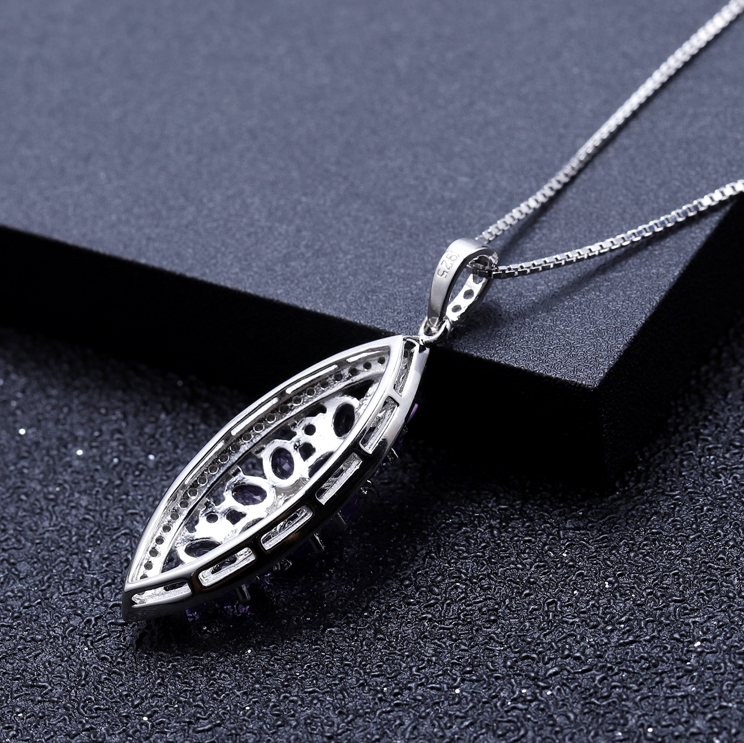 Luxury and sophisticated natural amethyst pendant, European and American style fashion design, S925 sterling silver gemstone necklace pendant - Image 4