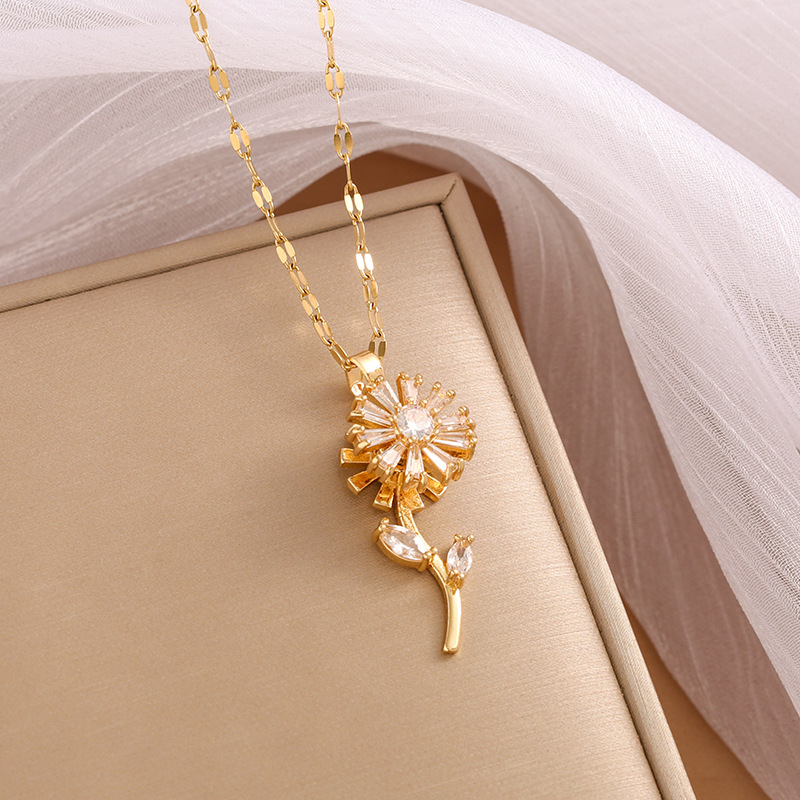 Sunflower Rotatable Necklace, Fashionable and Niche Design, High-End Trendy Clavicle Chain, Factory Direct Sales, Instagram Style - Image 7