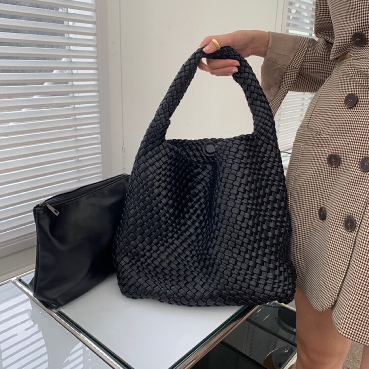 2024 new high-end hand-woven bag large-capacity shoulder tote bag underarm bag bucket bag mother-and-child bag trend - Image 26