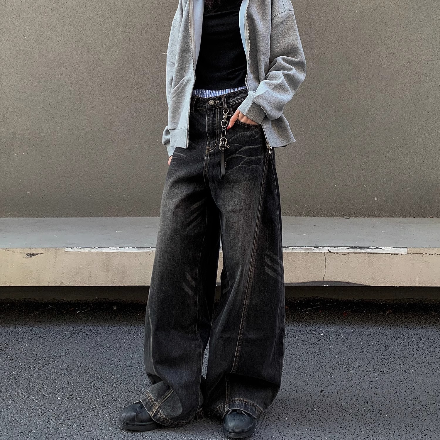 American retro washed cat whisker design black scimitar jeans for men and women wide-leg loose drape distressed pants - Image 2