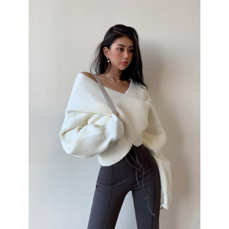 European and American cross-border autumn and winter off-shoulder crossover irregular sweater women's new loose short base knitwear - Image 2