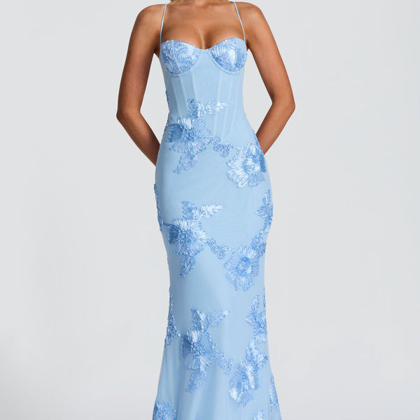 Elegant halter-neck dress, slim fit, French style, backless, solid color, long dress, floral embellishment, evening gown, high-end banquet dress for women. - Image 6