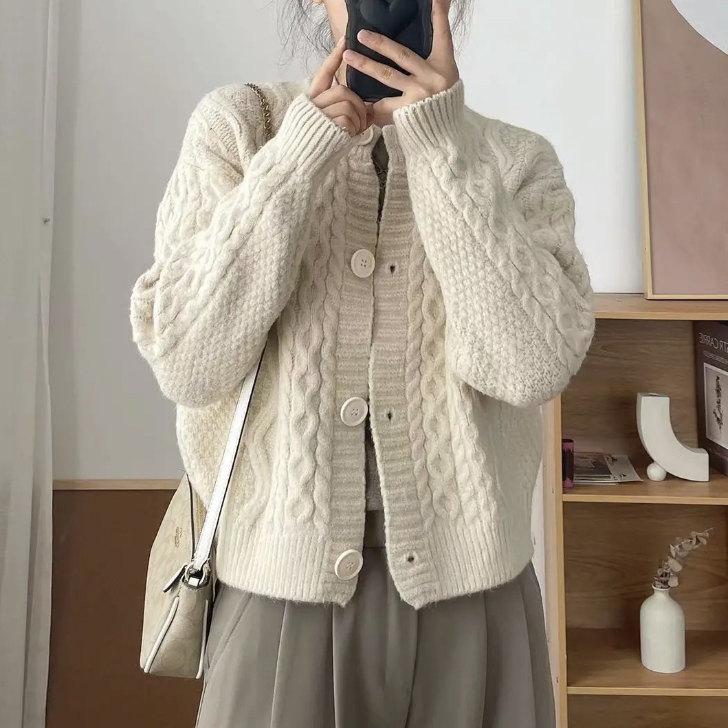 Retro cable knit crew neck sweater cardigan for women, new autumn and winter style, loose and casual, versatile and thick knitted top - Image 3