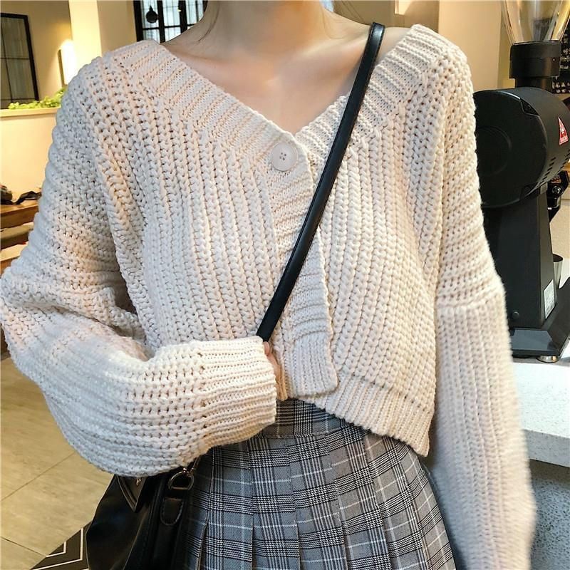 2026 New Sweet and Cute School Style Girls' Top, Loose Fit, Short Sleeve, Single Button Knit Cardigan - Image 18