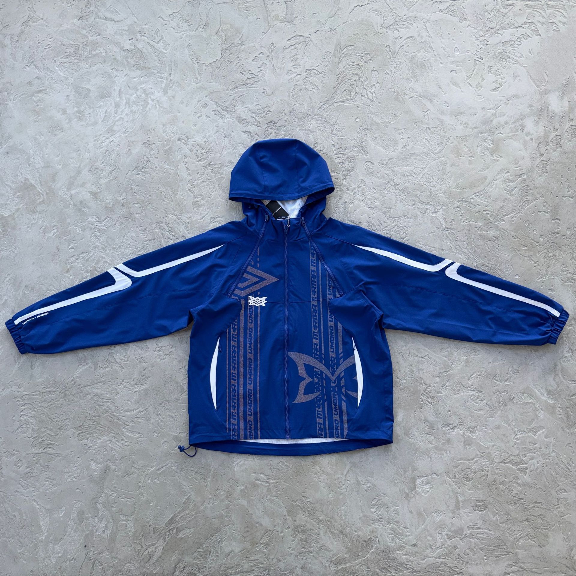 Mertra cross-border collaboration zipper butterfly reflective jacket set, casual sportswear, same style as European and American celebrities.