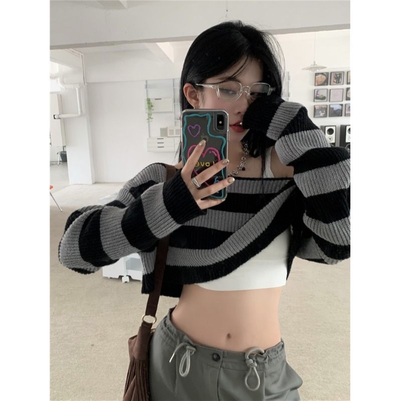 Contrast color striped off-shoulder long-sleeved sweater for women autumn new loose outer wear short pure lust hot girl sweater top - Image 2