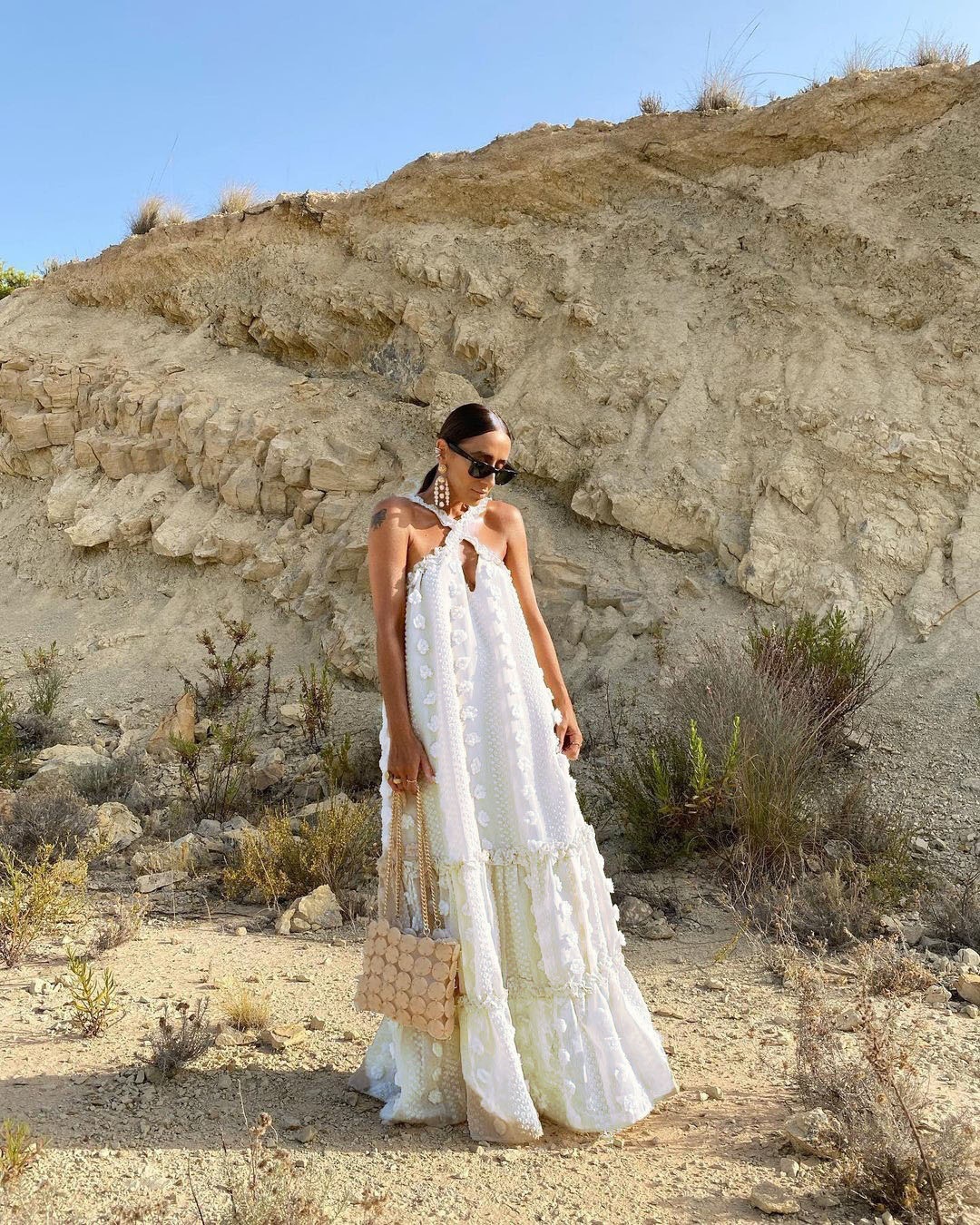 2023 Fashion Halter Three-dimensional Flower Floor-Mopping Cake Dress Cross-border Supply European and American Foreign Trade Lace Long Dress - Image 10