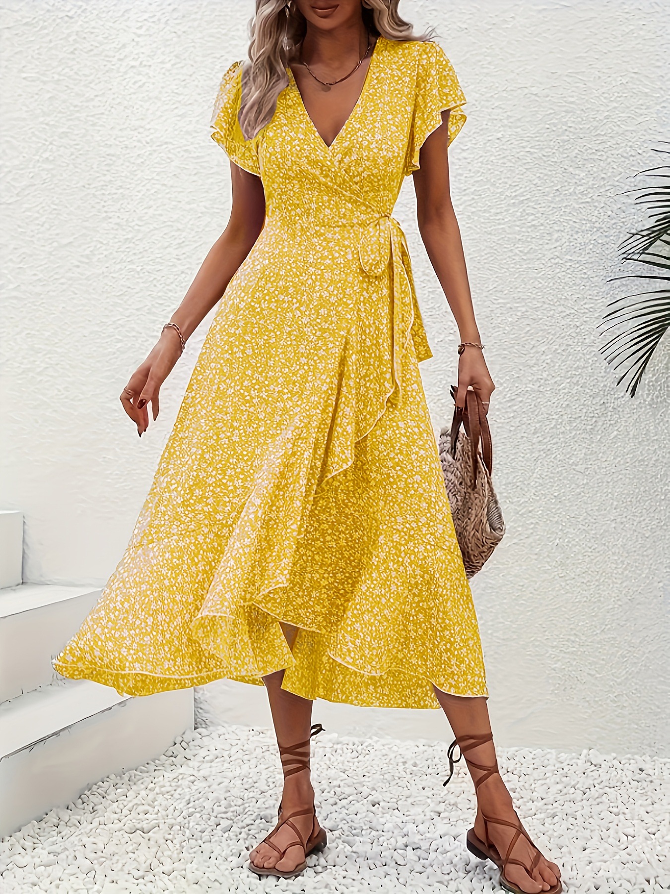 Independent Amazon cross-border e-commerce platform, floral print V-neck cardigan with tie-up short sleeves, bohemian style, full skirt, vacation dress - Image 7