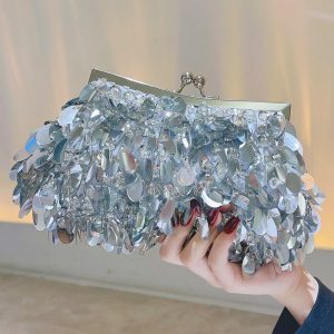Sparkling banquet bag evening bag party bag silver shiny bag hand-woven fashion beads sequins small wallet