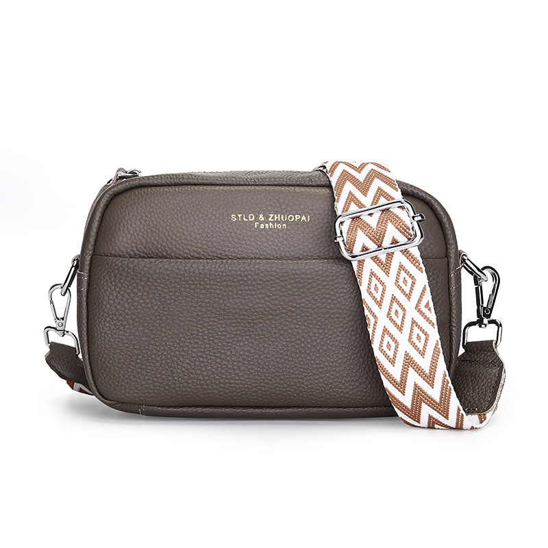 Cross-border genuine leather women's bags wholesale 2023 new trendy fashion simple one-shoulder crossbody bag first layer cowhide small square bag - Image 9
