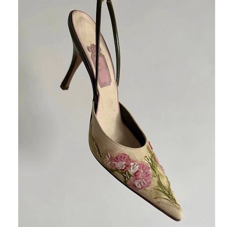 Embroidered pointed stiletto high heels 2024 new summer Chinese style shallow mouth hollow single shoes women's closed toe sandals - Image 3