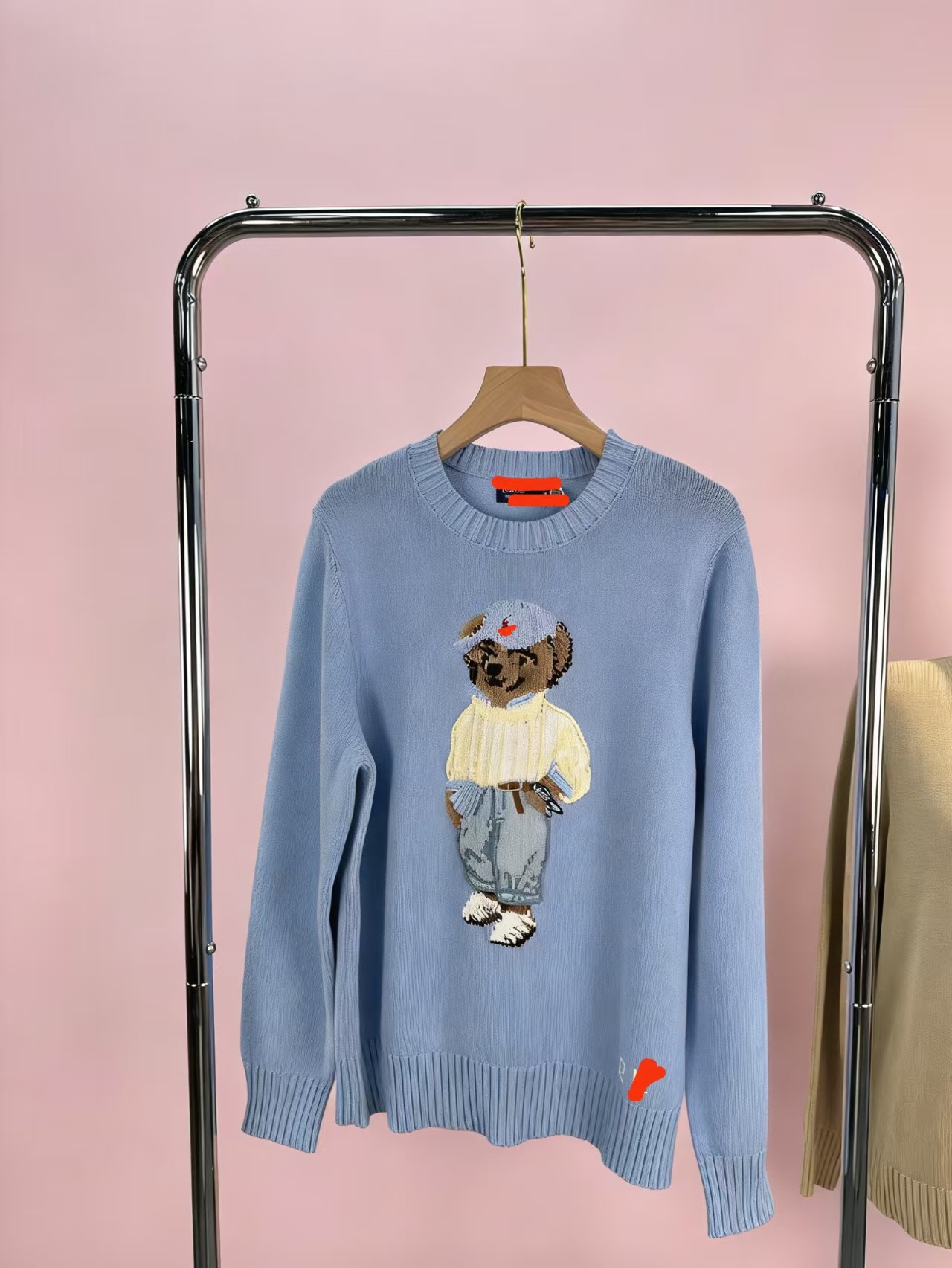 High-quality cross-border e-commerce style, small horse logo, scannable QR code, R-L pure cotton heavy-duty cartoon bear autumn and winter sweater for women. - Image 3
