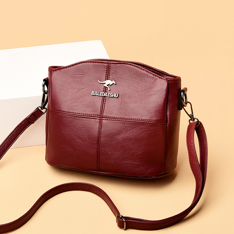 Cross-border women's bag 2023 new splicing middle-aged women's bag single mouth one shoulder Messenger bag trendy mother middle-aged bag wholesale - Image 9