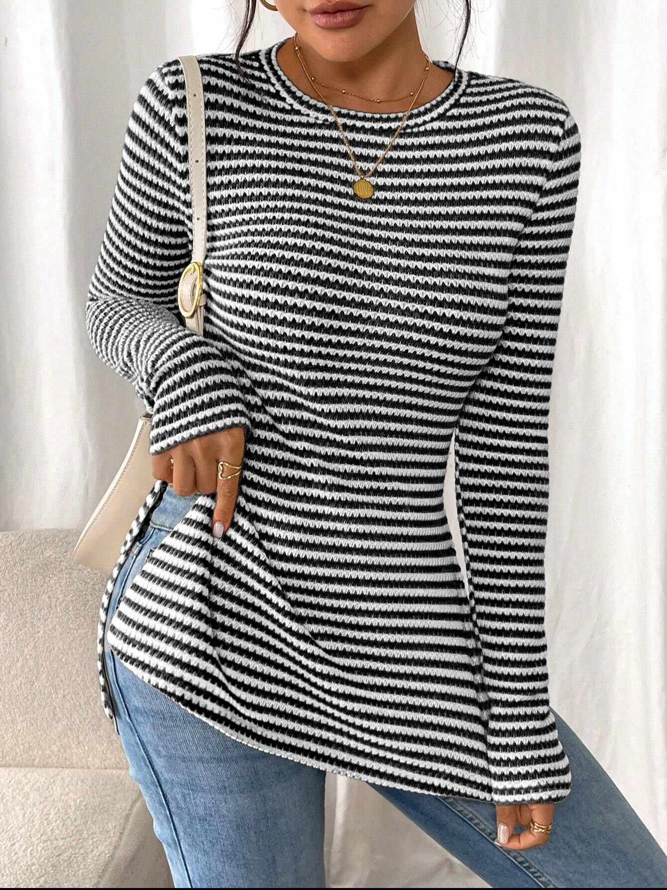 New European and American cross-border foreign trade women's round neck casual striped base layer top with side slit sexy T-shirt, slimming - Image 9